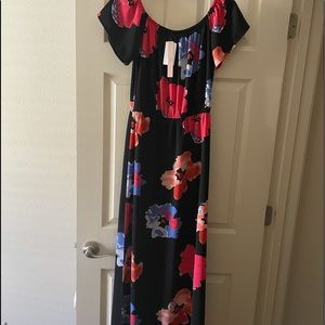 Long floral print dress short sleeve.
